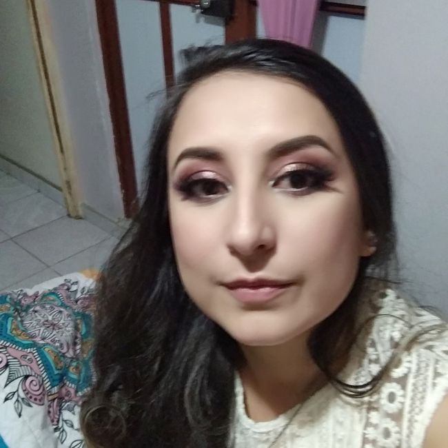 Prueba de maquillaje y peinado 6