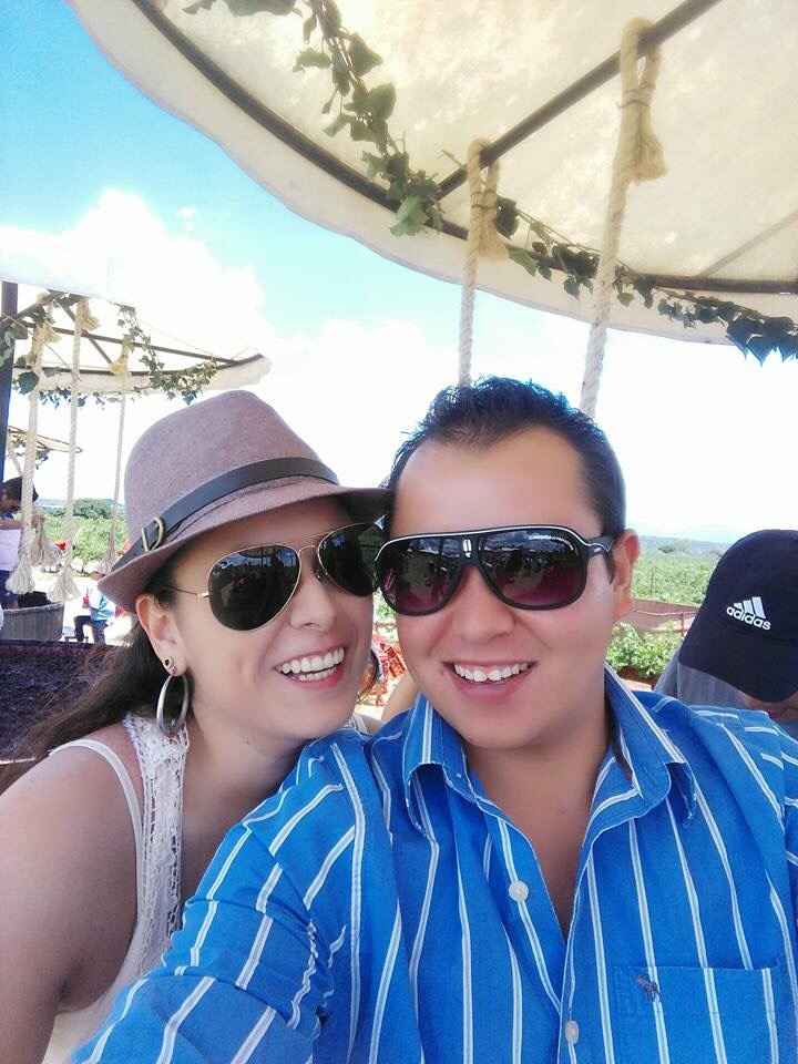 Sube una foto con tu pareja - 1