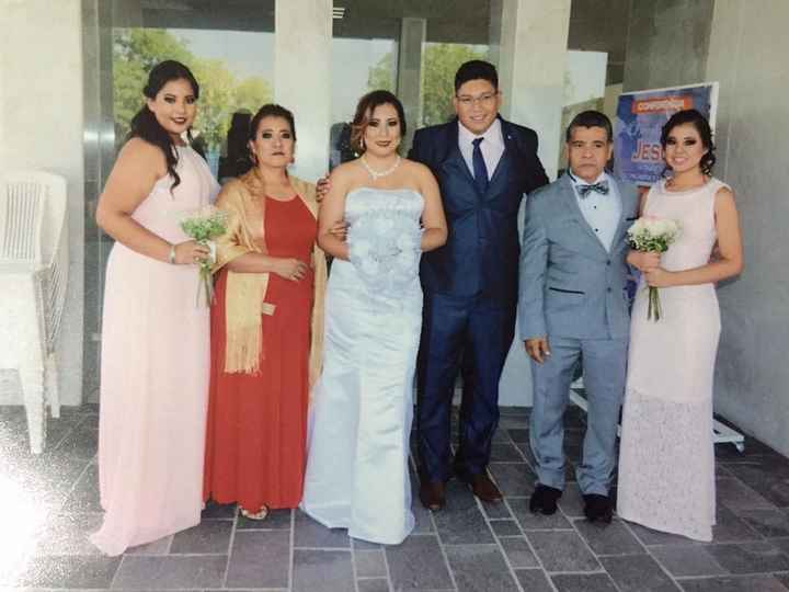 mis papas y mis hermanas