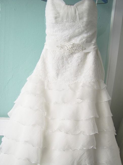 Mi vestido <img class=