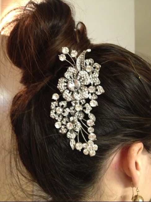 Tocado de cristal para cabello*