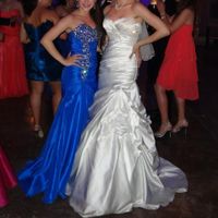 Vestido de novia* (imagen real)