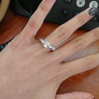 a presumir su anillo 💍 - 1