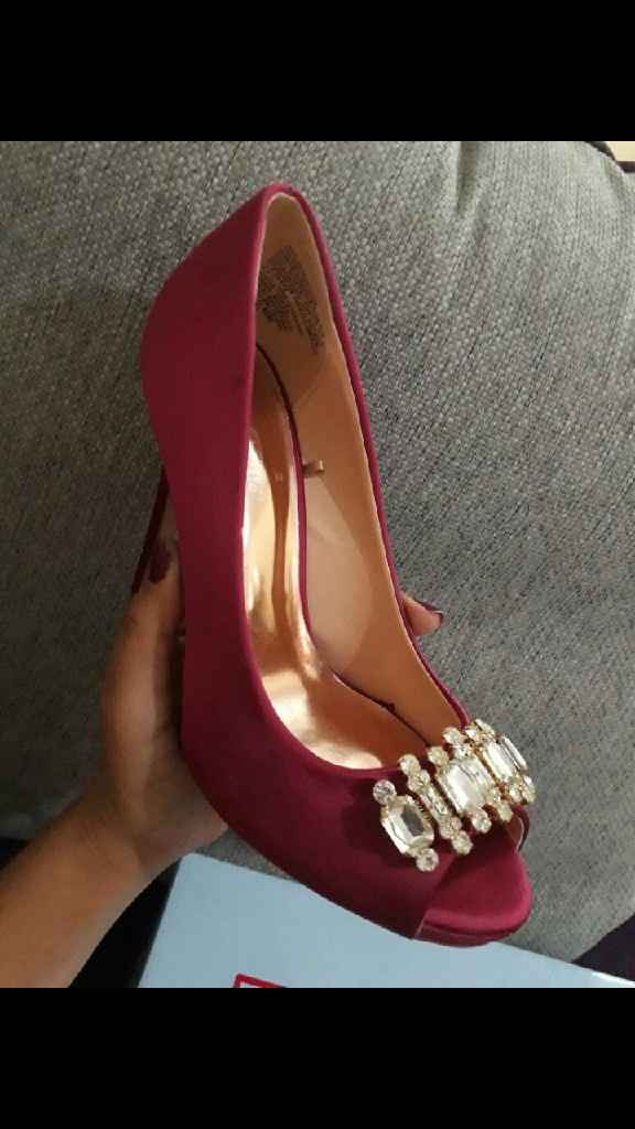  ¿ya tienen sus zapatillas? - 1