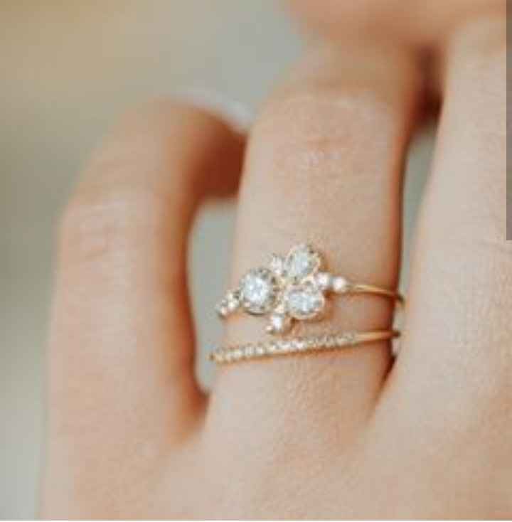 Anillos de compromiso delicados 💍 - 22