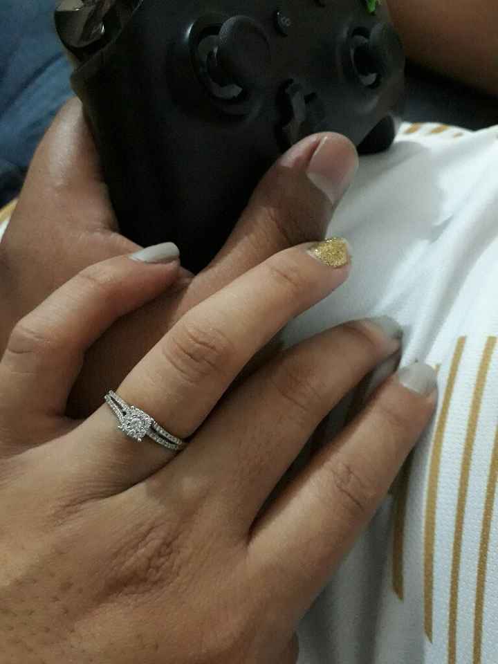 Anillo de compromiso, joyitas - 1