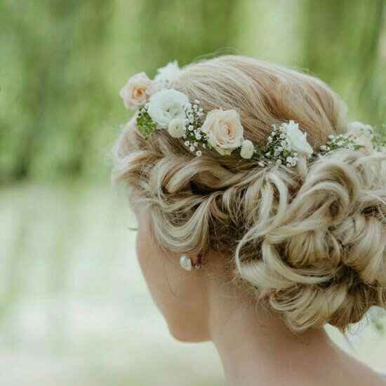  Peinado con flores - 7