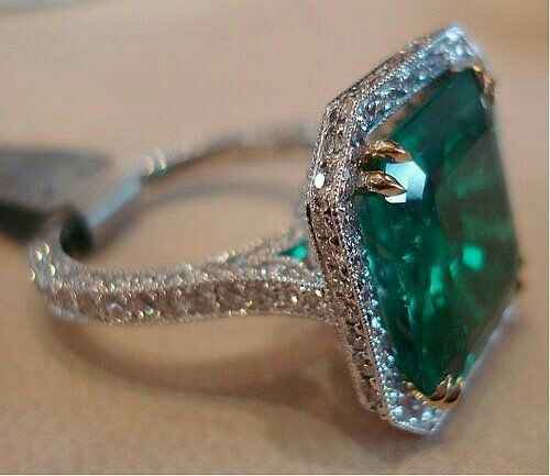  Anillos de compromiso con esmeraldas 💚 - 11