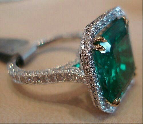  Anillos de compromiso con esmeraldas 💚 - 11