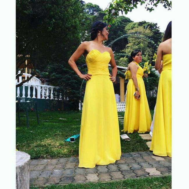  Damas en amarillo 💛 - 5