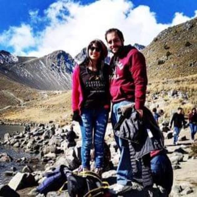 ¿Cuál fue la primera foto en pareja que subieron a las redes sociales? 12