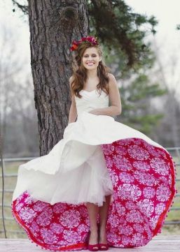 Vestidos de novia en tonos rosas 7
