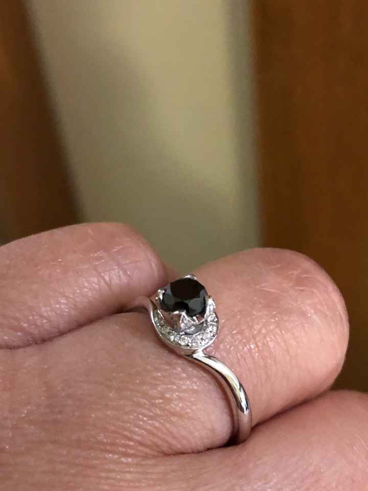 Por último... Muéstranos tu anillo 💍😍 - 1