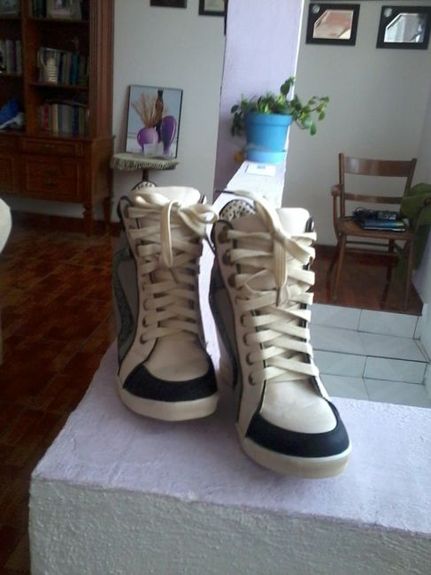Tenis wedge