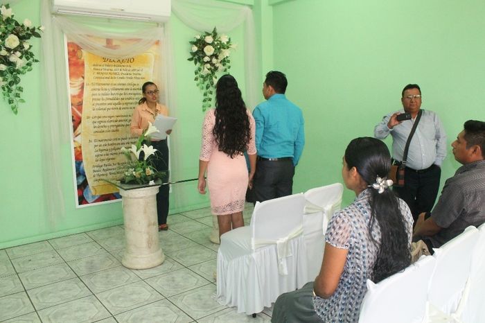 nos dio algunas palabras