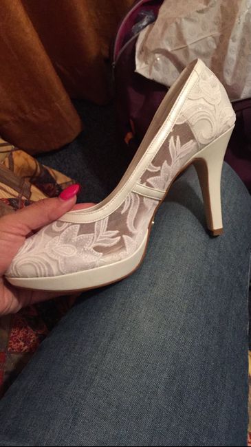  Mis zapatillas 😍 - 1