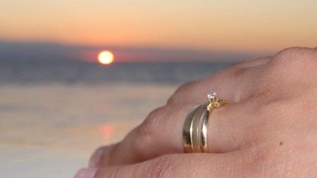 Anillos con fondo hermoso