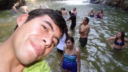 En la cascada