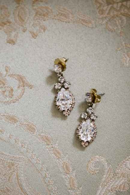 ARETES A