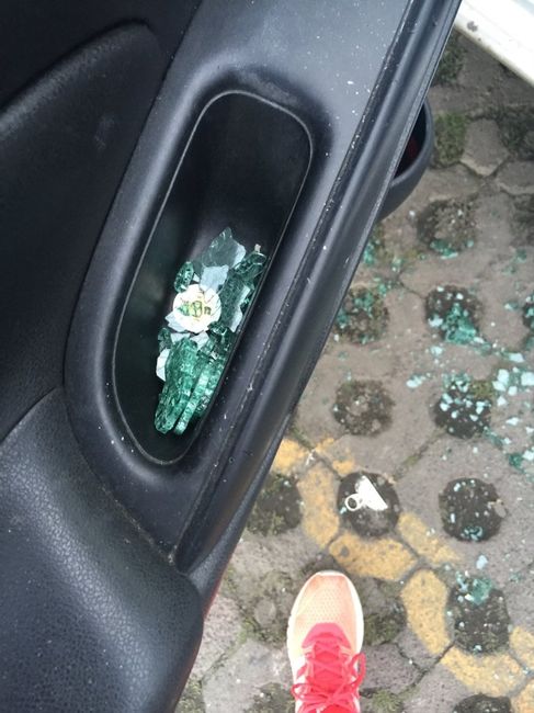 Me tronaron el cristal del coche ?? - 2