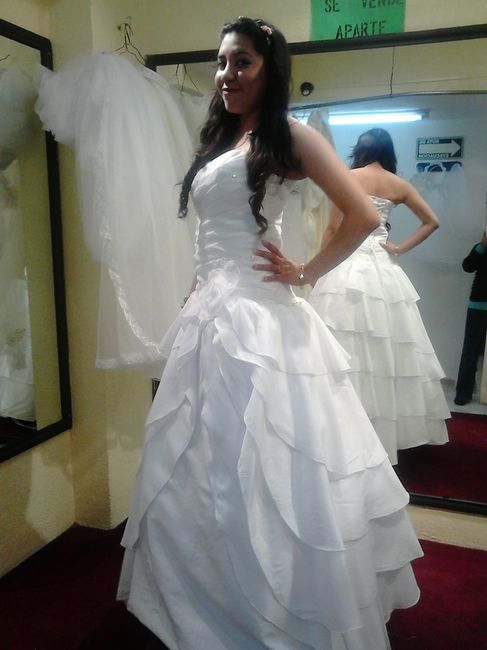 Les muestro mi vestido de princess - 2