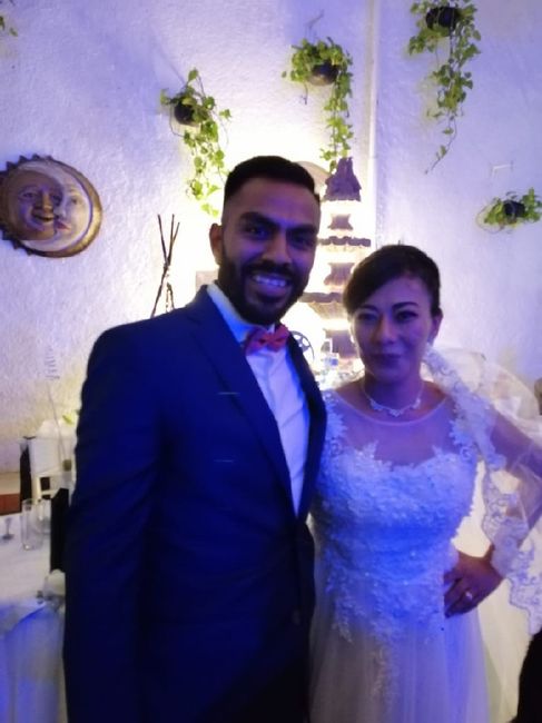 Confiesa: ¿De qué marca es tu vestido de novia y cuál fue el precio? 6