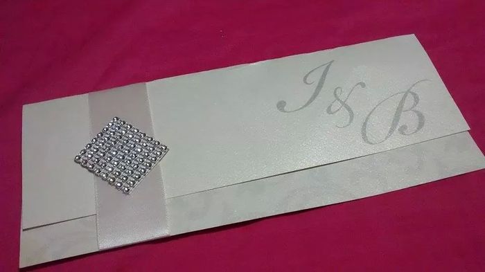 ¿cuánto gastaron en sus invitaciones y quiénes hicieron las suyas? - 1