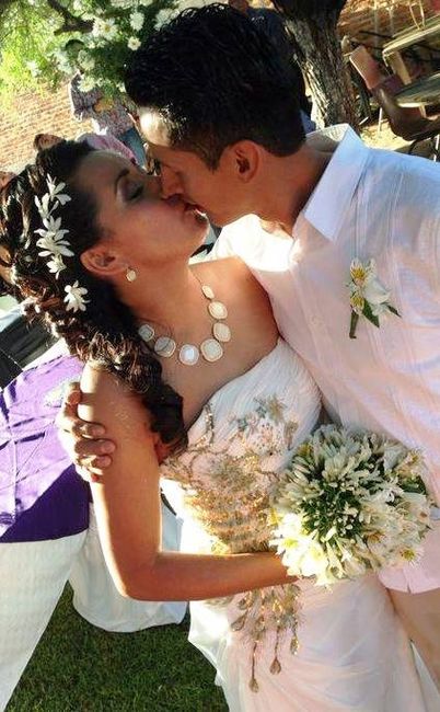 EL beso de nuestra boda civil