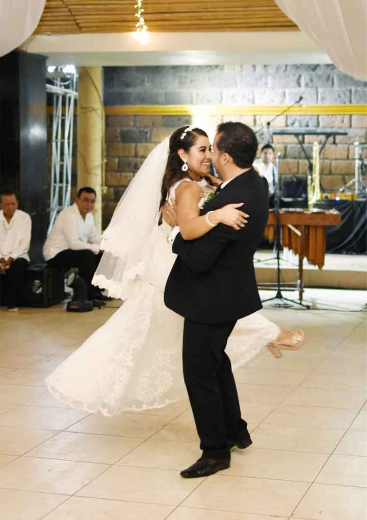 Un mes de casados!!! - 1