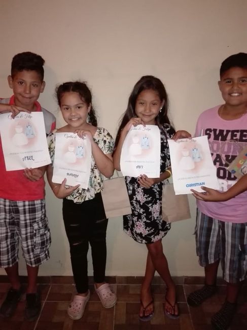 Nuestros pajesitos... - 1