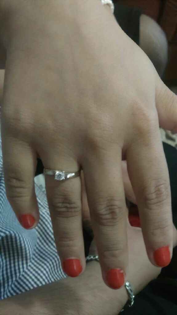 Presuman su anillo jeje - 1