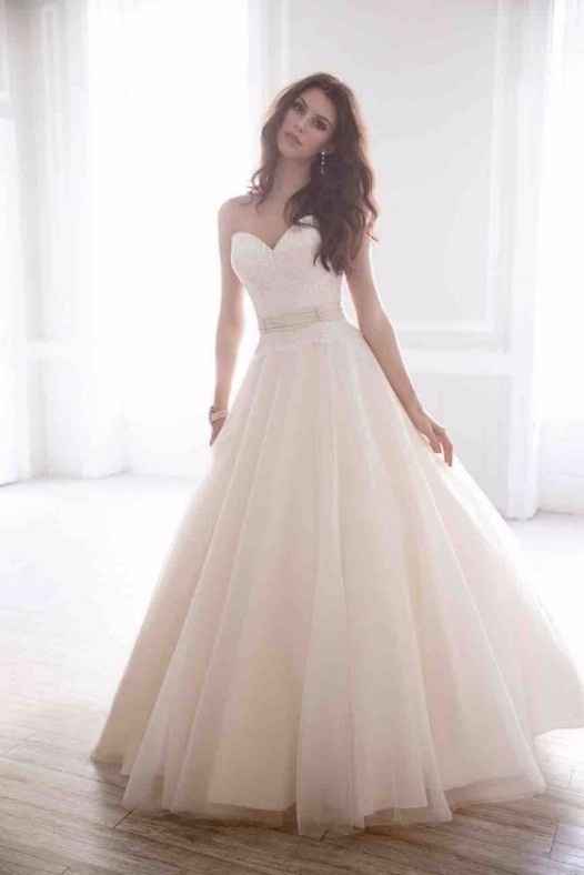 Vestido -> B