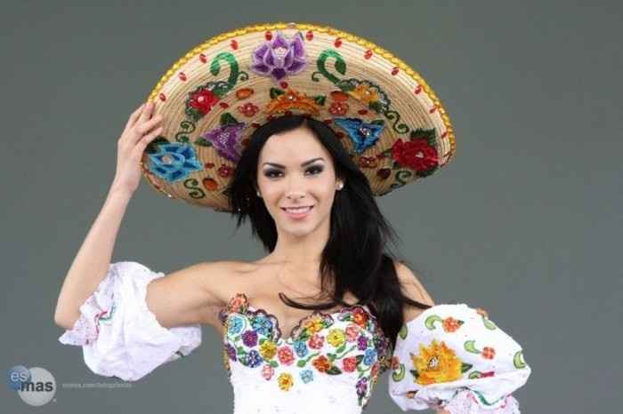 Soy *Novia Adelita Auténtica*