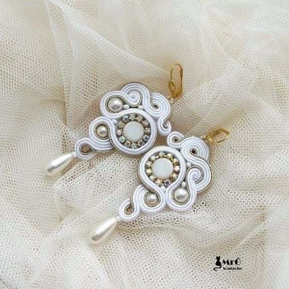 Aretes -> 2