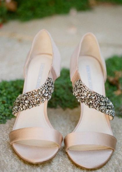 zapatillas doradas