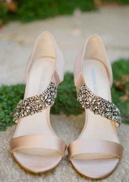 zapatillas doradas