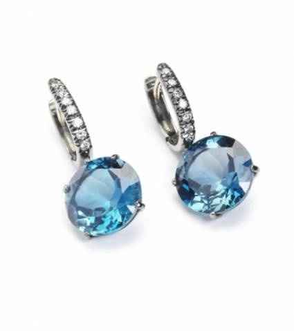 ARETES EN AZUL