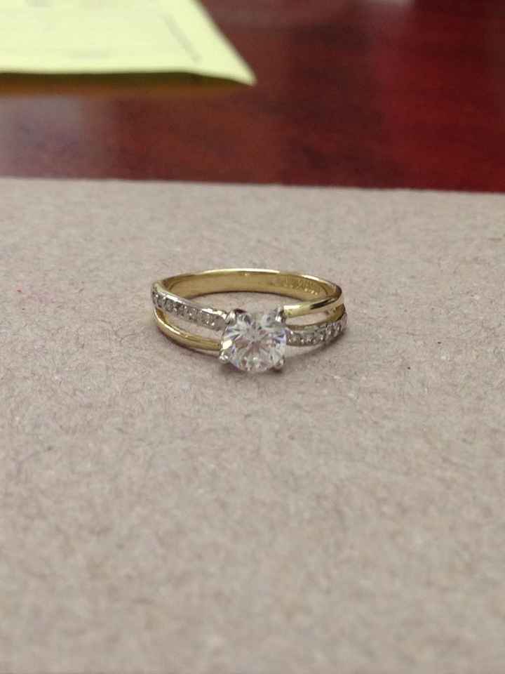 ¿cómo es su anillo de compromiso? - 1