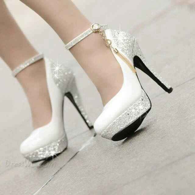 Mis zapatos favoritos son... - 1