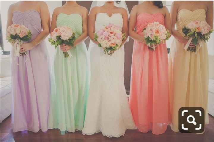 Color de los vestidos de damas - 1