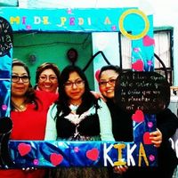 con unas amigas de mi ma
