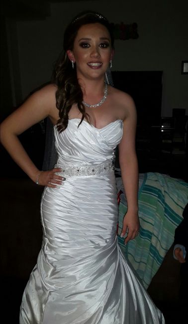 Chicas compartan su vestido de novia - 1