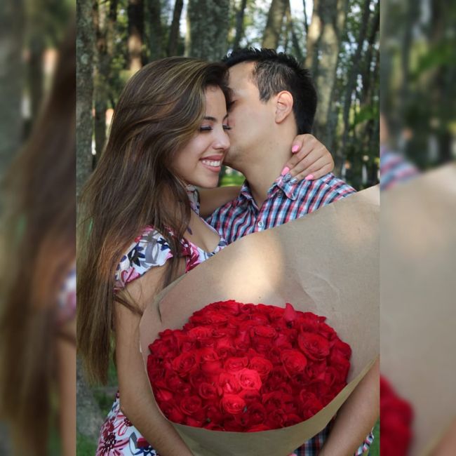 ¿Cuál fue la primera foto en pareja que subieron a las redes sociales? 29