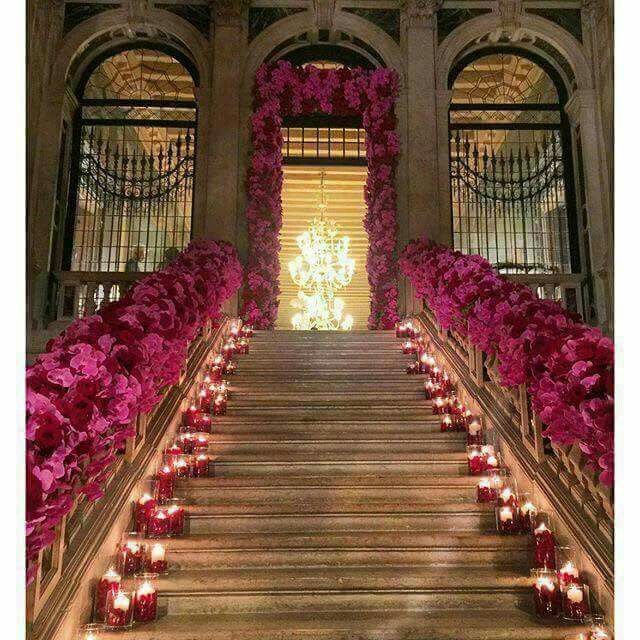decora las escaleras de tu salon en tonos lilas o malva - 4