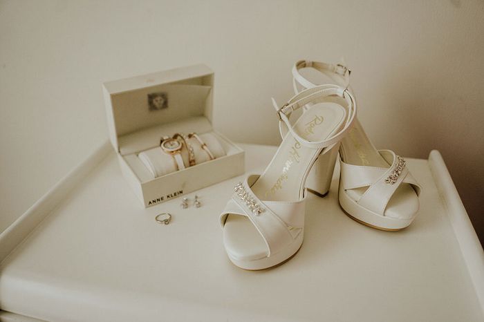 ¿Que tipo y color de zapatilla llevarán en su boda? 2