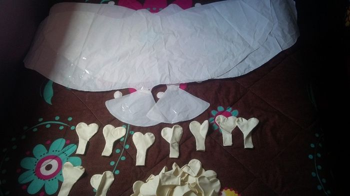 LOS GLOBOS PARA LA SALIDA DE LA IGLESIA