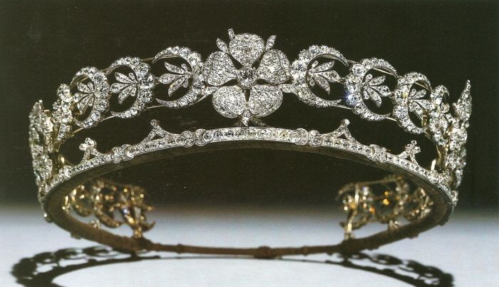 tiaras