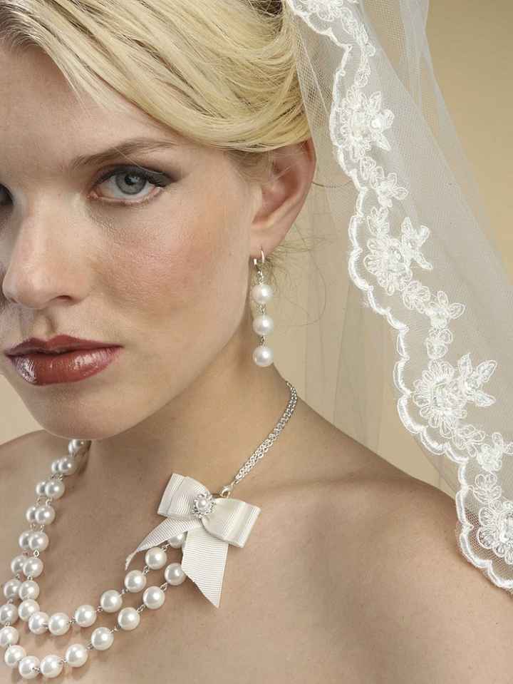 collares