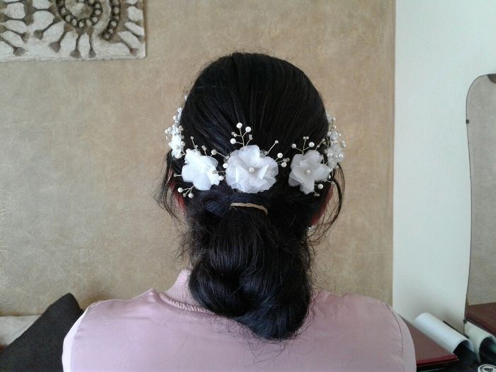 Ayuda con flores para el tocado - 1