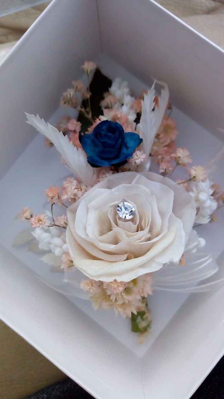 El boutonniere de mi Prometido